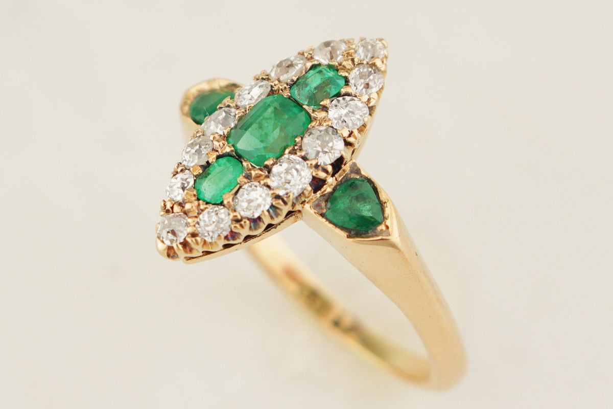 ANTIQUE EDWARDIAN c1900 EMERALD & DIAMOND RING 18ct GOLD