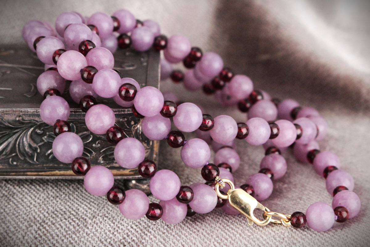 BESPOKE KUNZITE &amp; GARNET NECKLACE 9CT GOLD