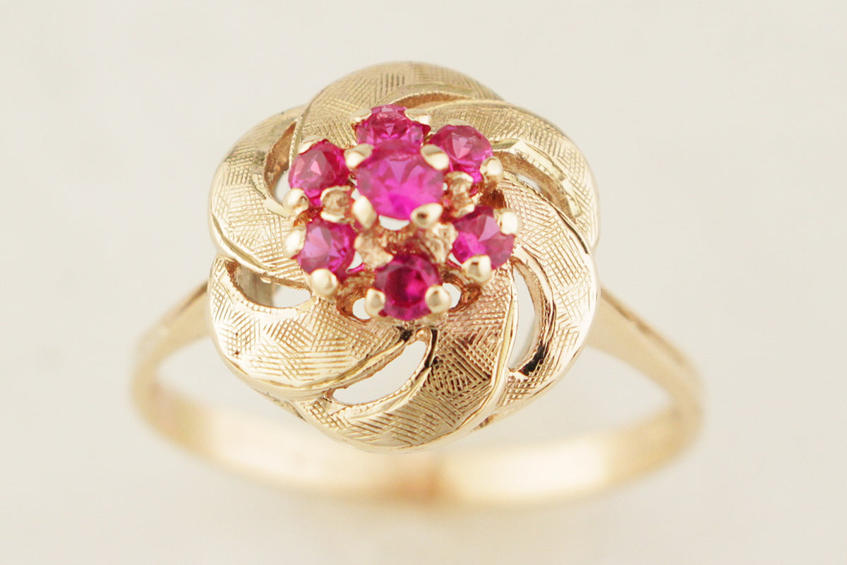 VINTAGE MID CENTURY c1960 SYNTHETIC PINK SPINEL RING 9ct GOLD