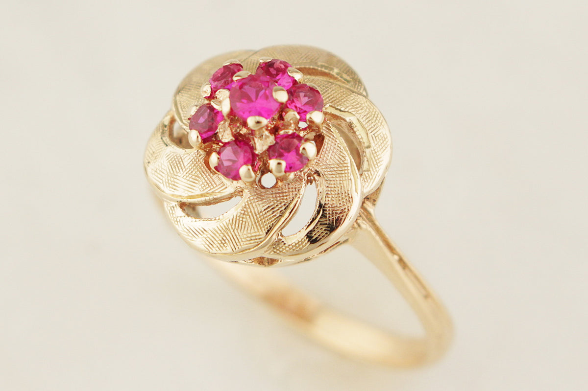 VINTAGE MID CENTURY c1960 SYNTHETIC PINK SPINEL RING 9ct GOLD