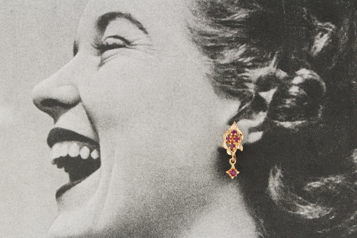 VINTAGE c1940 RUBY EARRINGS 14ct GOLD