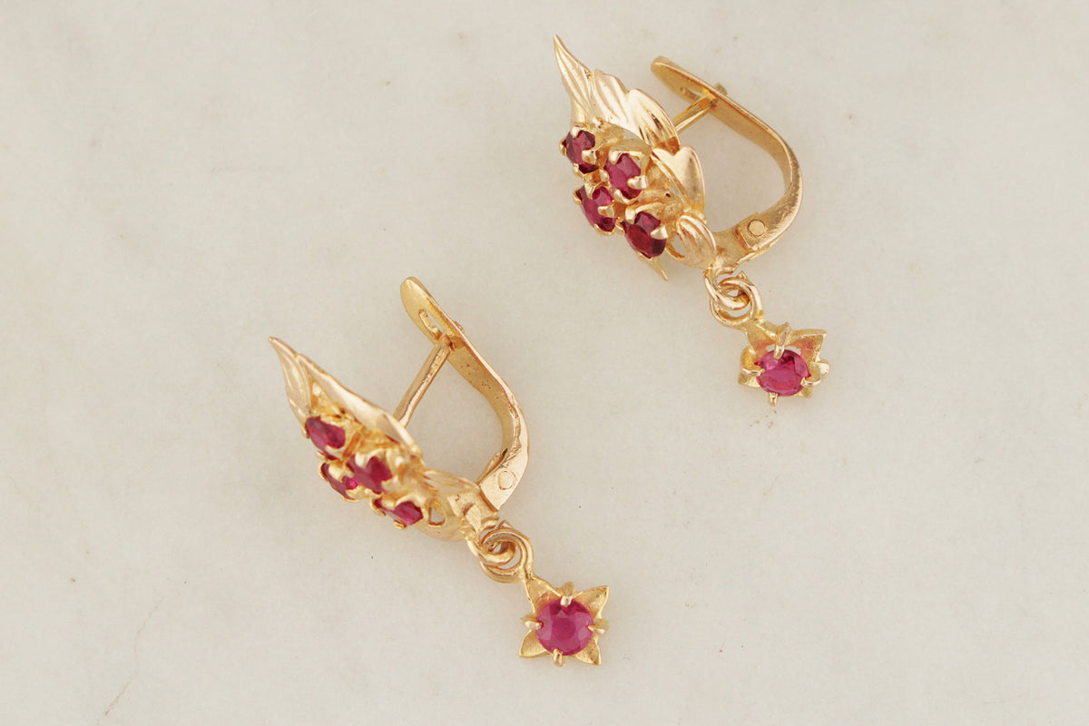 VINTAGE c1940 RUBY EARRINGS 14ct GOLD