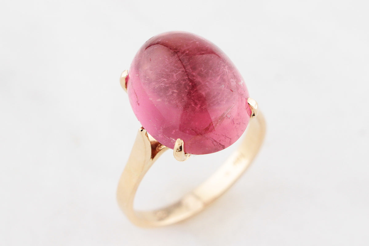 VINTAGE 12ct CABOCHON TOURMALINE RING 14ct GOLD