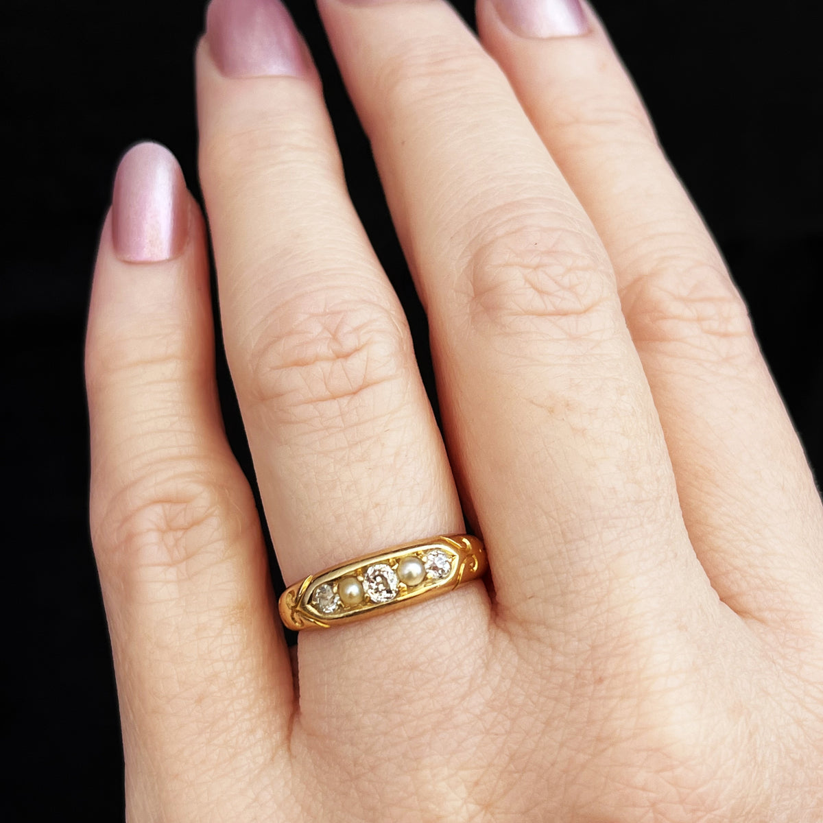 ANTIQUE VICTORIAN 1892 DIAMOND &amp; PEARL RING 18ct GOLD