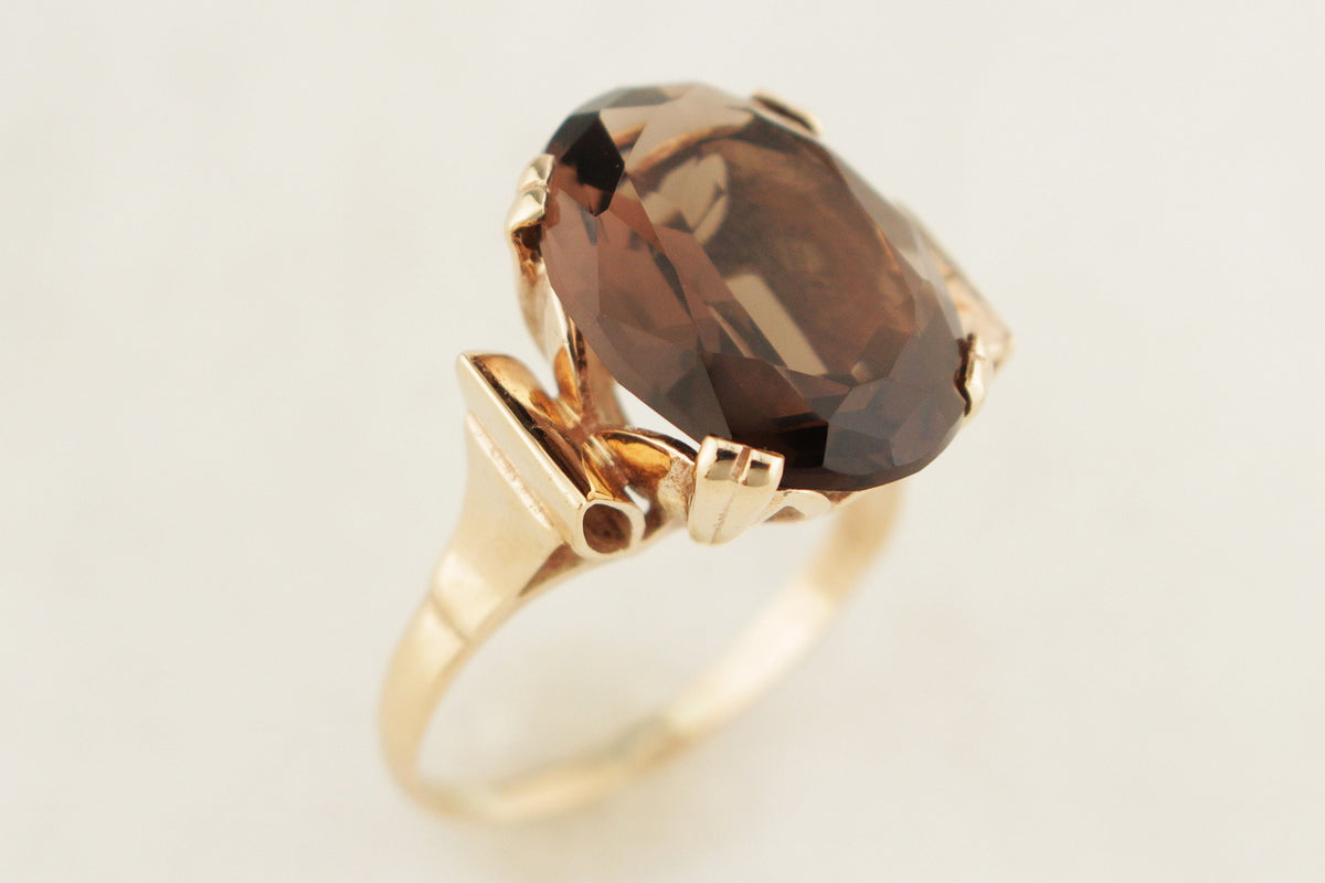 VINTAGE MID CENTURY SMOKY QUARTZ COCKTAIL RING 9ct GOLD