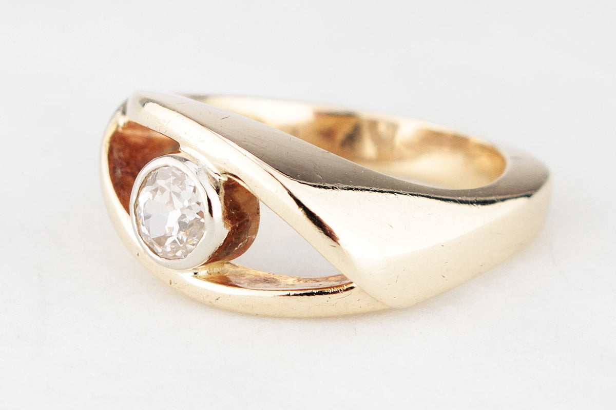 MID-CENTURY .55ct CHAMPAGNE DIAMOND RING  14ct GOLD