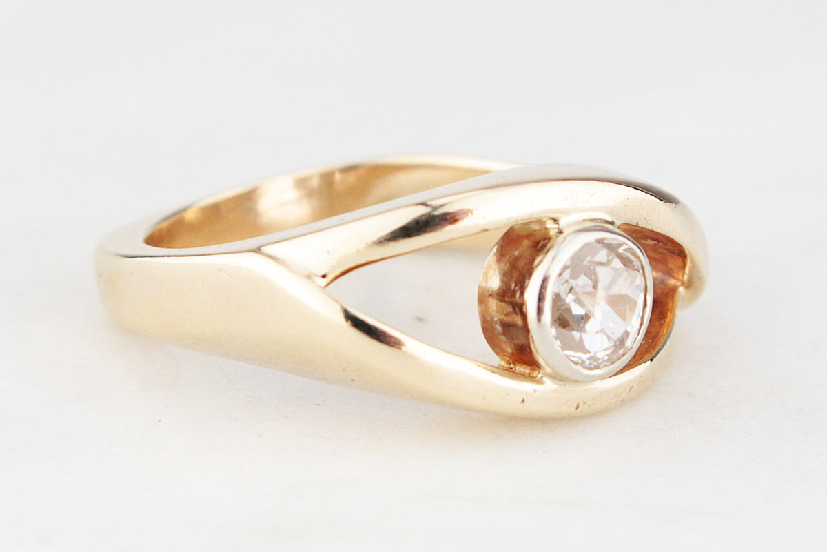 MID-CENTURY .55ct CHAMPAGNE DIAMOND RING  14ct GOLD
