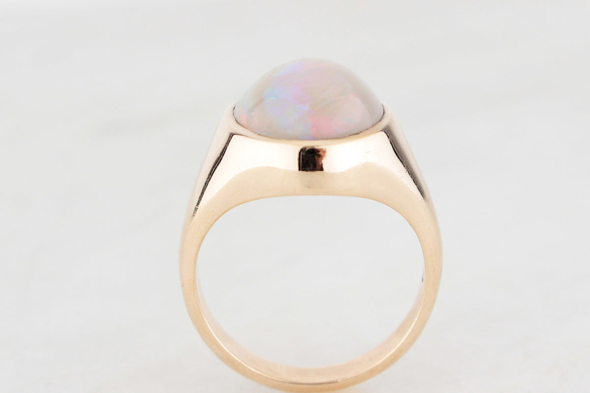 VINTAGE SOLID OPAL RING 9ct GOLD