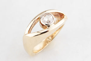 MID-CENTURY .55ct CHAMPAGNE DIAMOND RING  14ct GOLD