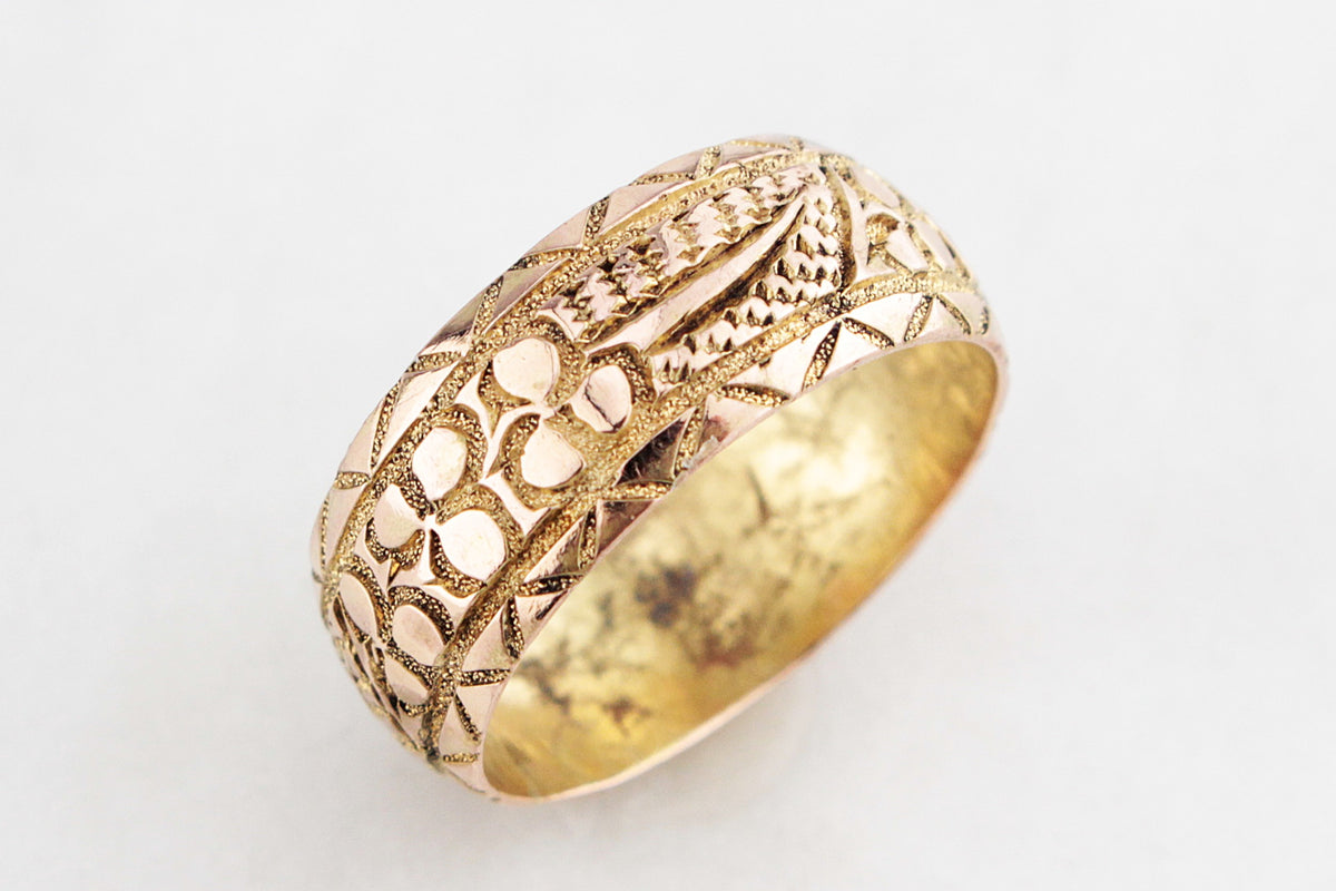 ANTIQUE EDWARDIAN 1904 ETCHED BAND 9ct GOLD