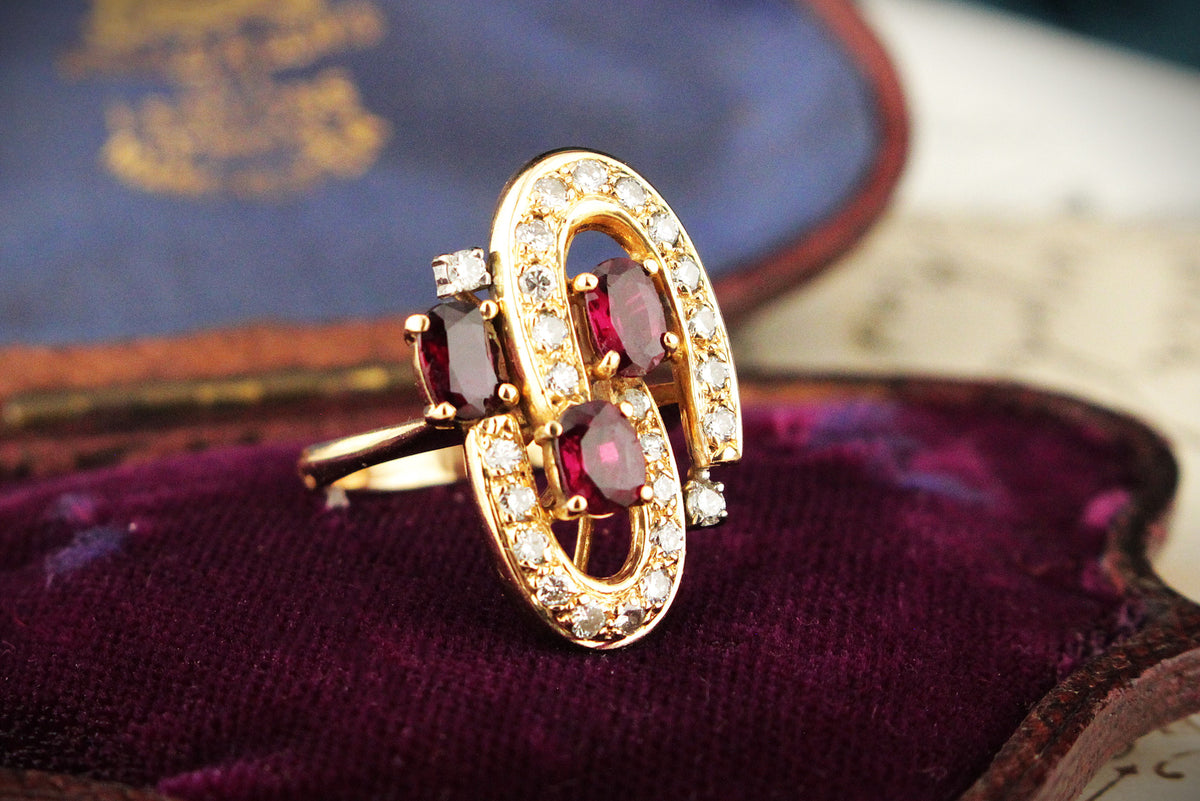 MID CENTURY RUBY &amp; DIAMOND RING 18ct GOLD