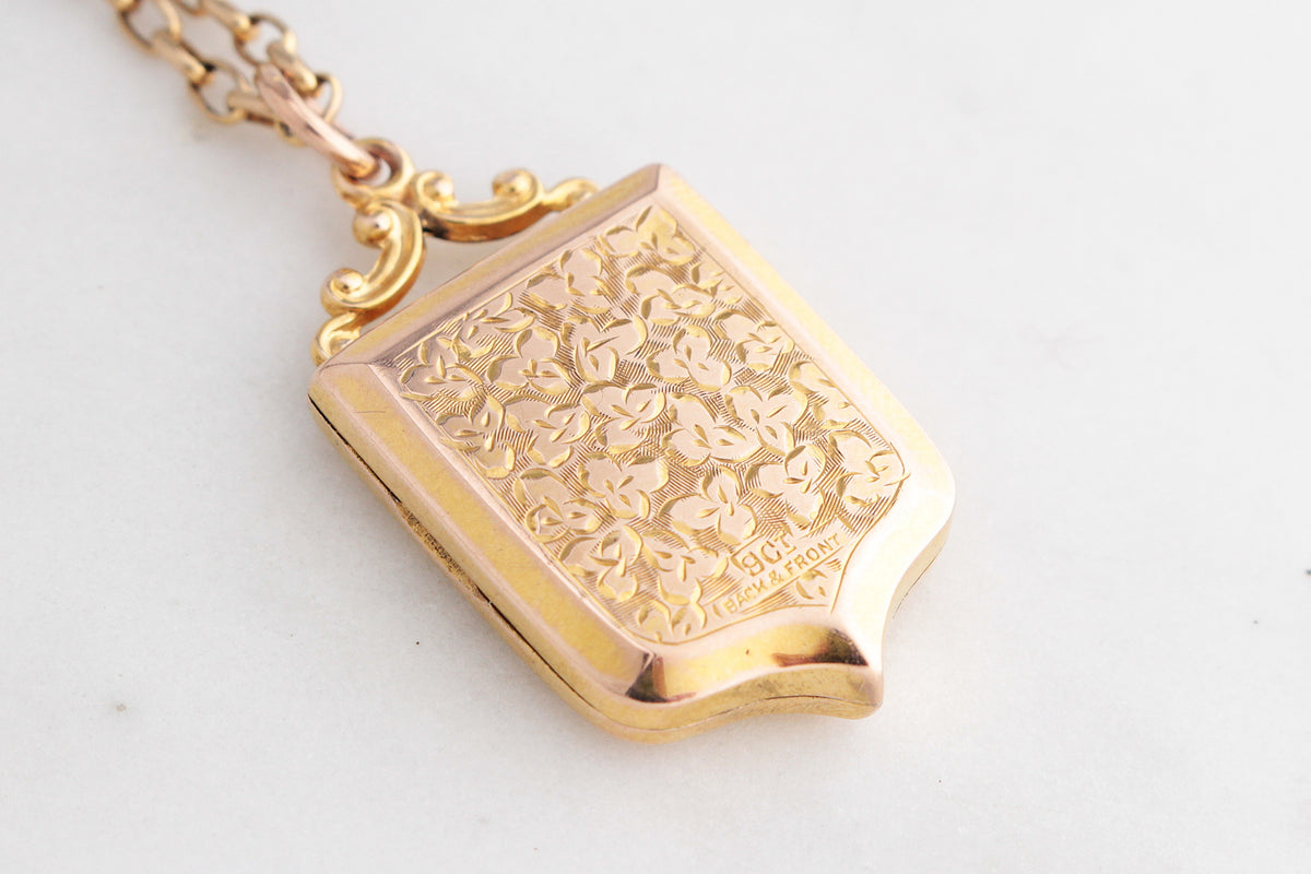 ANTIQUE EDWARDIAN c1910 ETCHED LOCKET 9ct GOLD