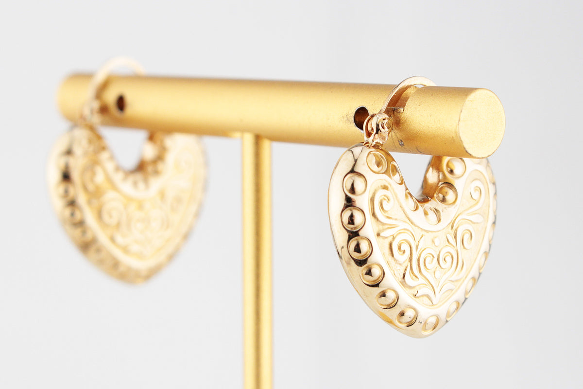 VINTAGE ETCHED HEART EARRINGS 9ct GOLD