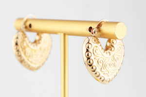 VINTAGE ETCHED HEART EARRINGS 9ct GOLD