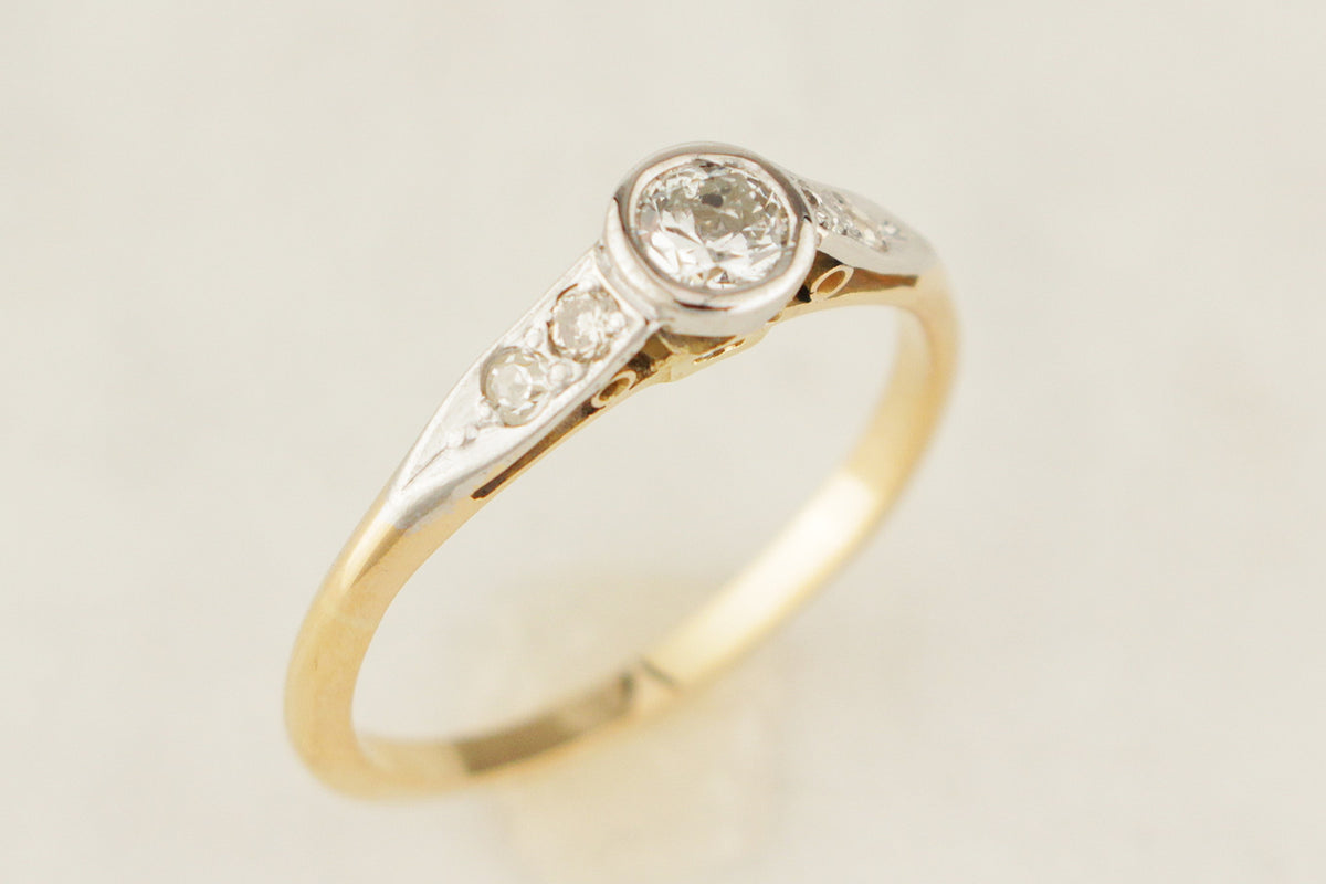 ANTIQUE ART DECO c1920 DIAMOND RING 18ct GOLD &amp; PLATINUM