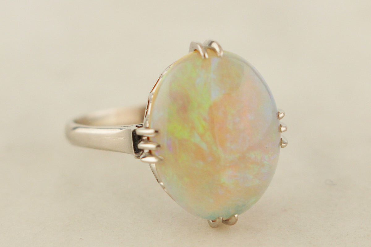 VINTAGE LATE ART DECO c1930 SOLID OPAL COCKTAIL RING PLATINUM