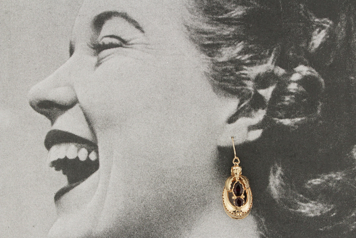 ANTIQUE VICTORIAN c1830 GARNET EARRINGS 9ct GOLD