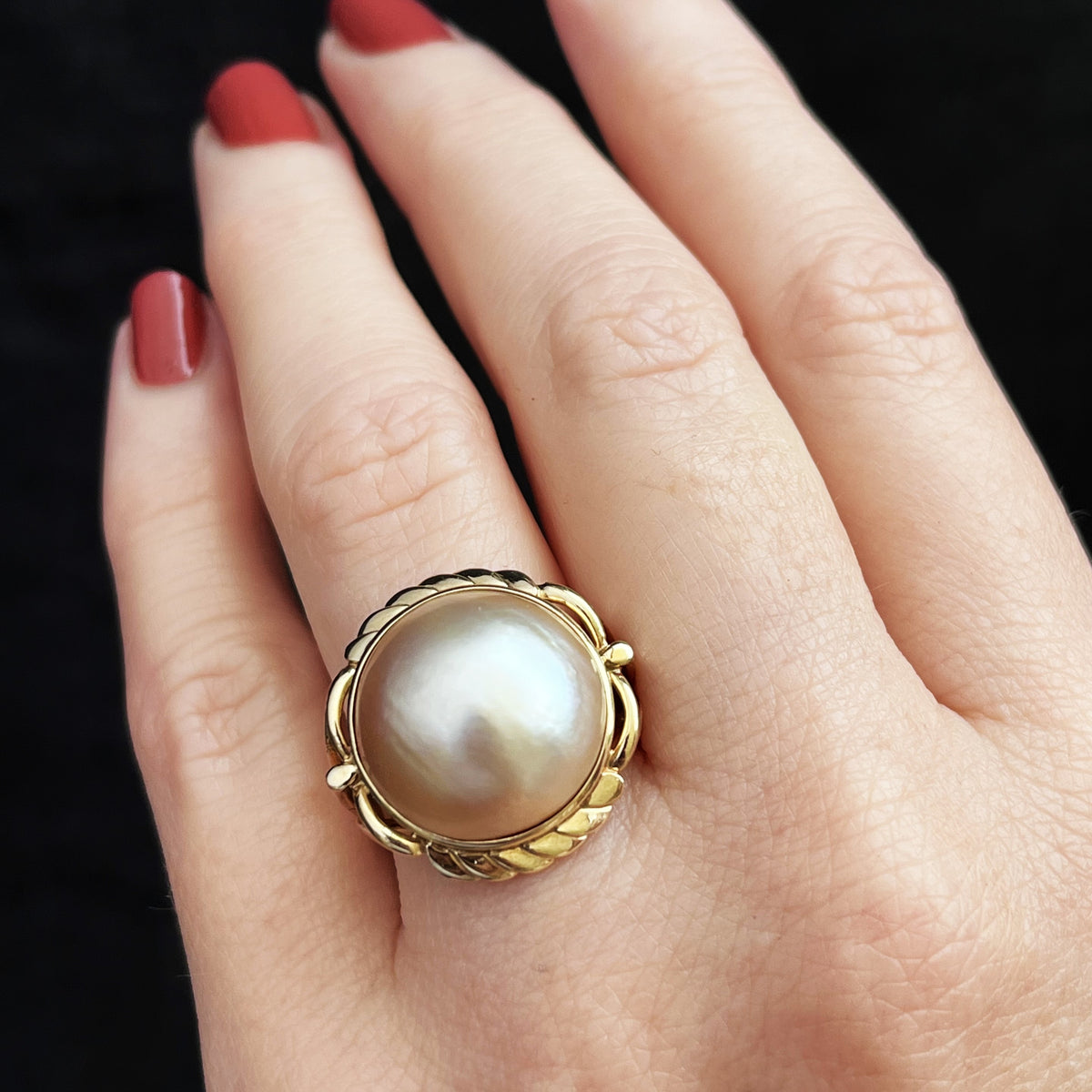 VINTAGE MABE PEARL STATEMENT RING 9ct GOLD