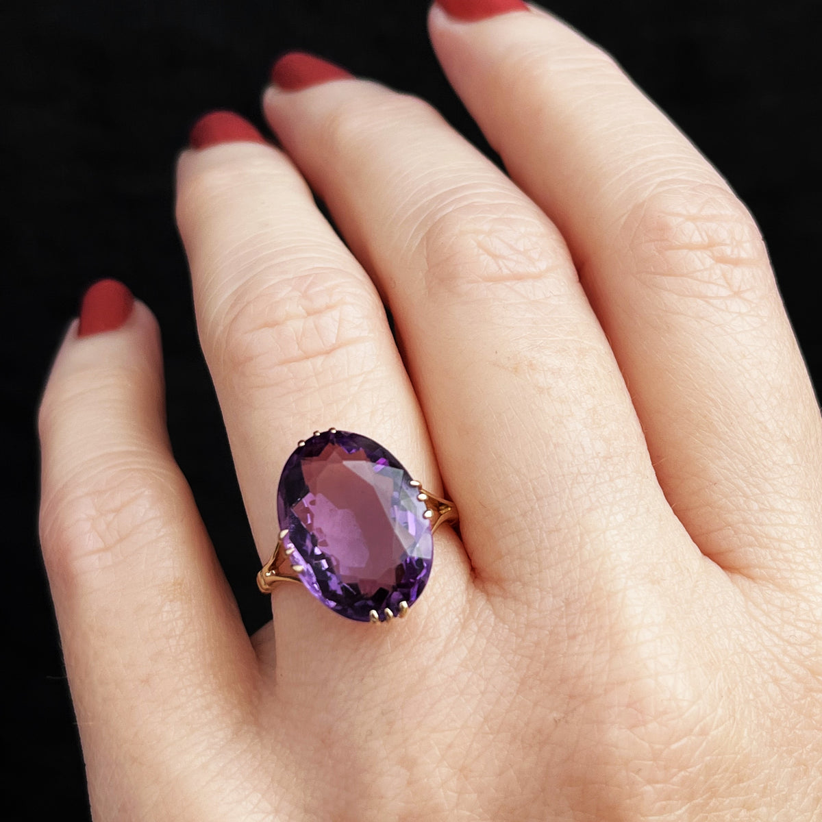 VINTAGE c1940&#39;s 8ct AMETHYST COCKTAIL RING 9ct GOLD
