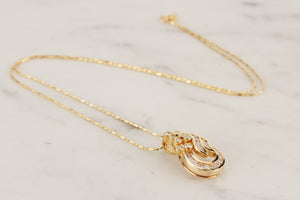 MODERN .68ct DIAMOND PENDANT ON 18ct YELLOW GOLD WITH 14ct CHAIN