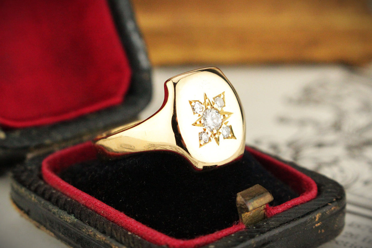 VINTAGE c1950 DIAMOND SIGNET RING 18ct GOLD