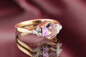 ANTIQUE LATE DECO c1940 AMETHYST & DIAMOND RING ON 18ct YELLOW GOLD & PALLADIUM