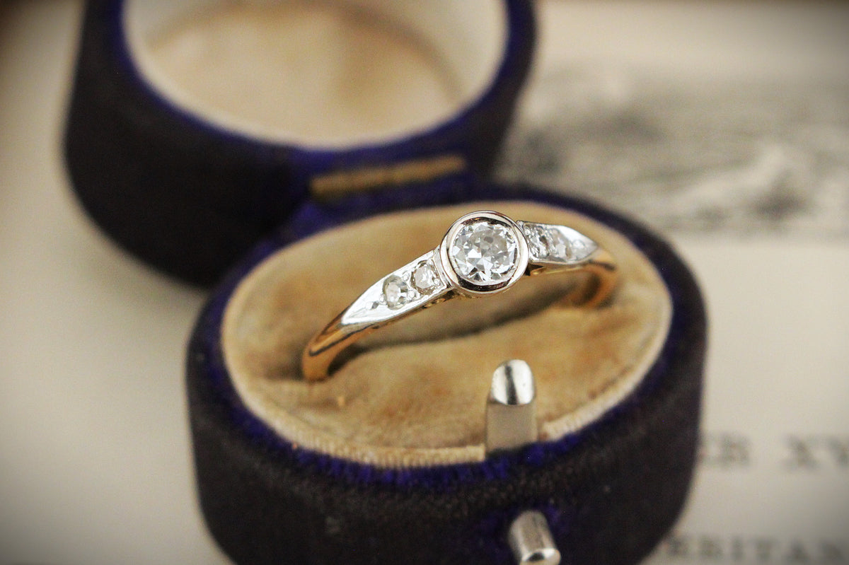 ANTIQUE ART DECO c1920 DIAMOND RING 18ct GOLD &amp; PLATINUM