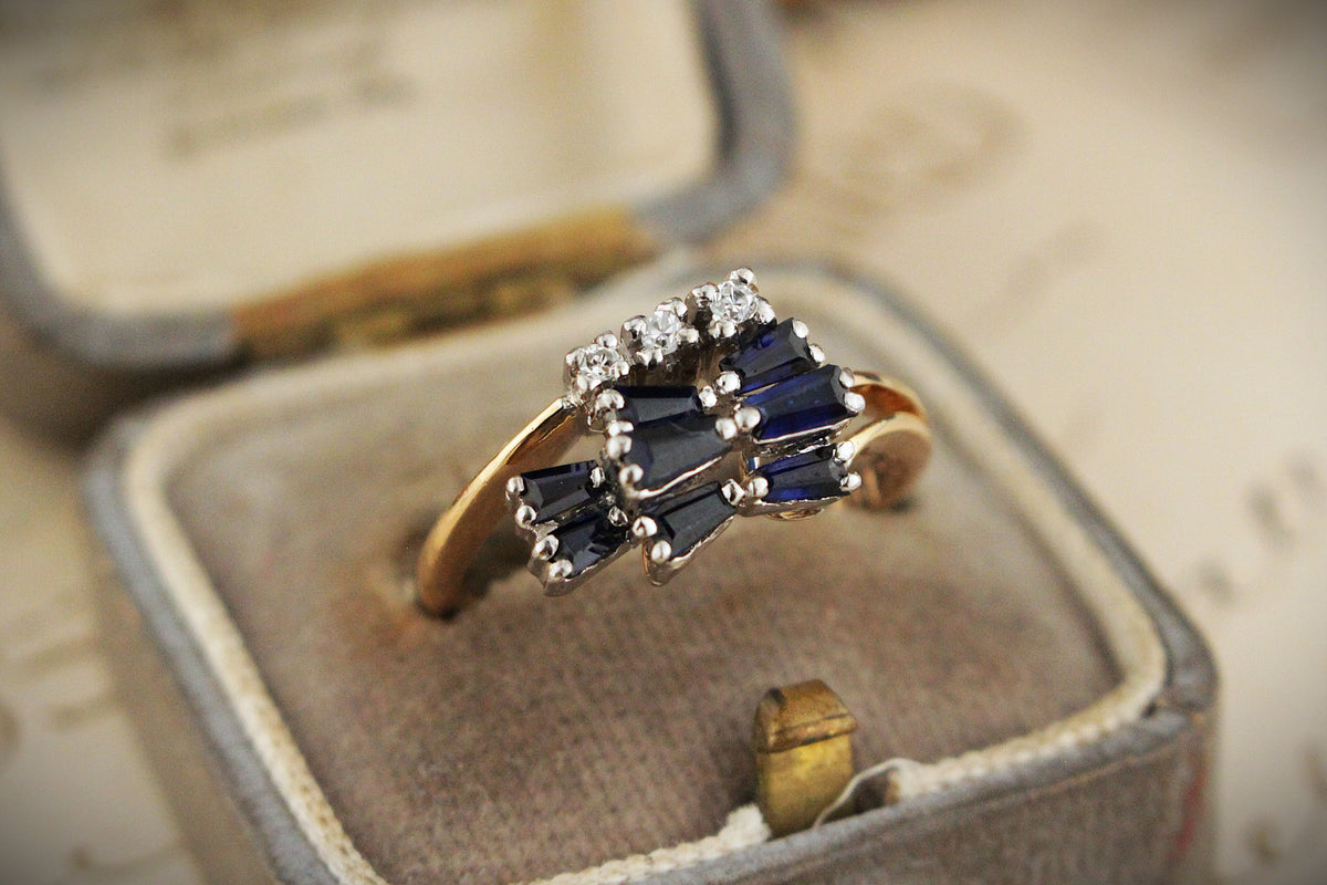 VINTAGE RETRO ERA c1940/50 SAPPHIRE &amp; DIAMOND RING 14ct GOLD
