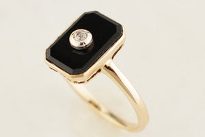 ANTIQUE c1920 ONYX & DIAMOND RING 9ct GOLD