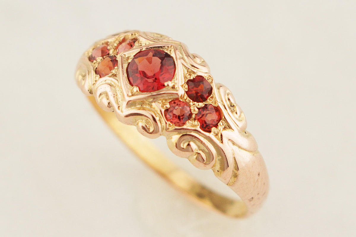 ANTIQUE EDWARDIAN c1900 GARNET RING 9ct GOLD