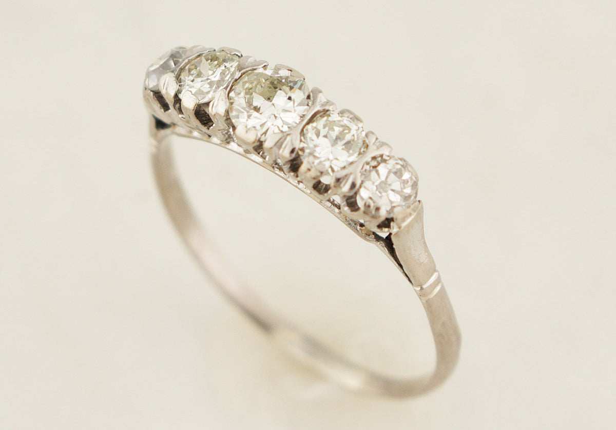 ANTIQUE EDWARDIAN c1915 .70ct FIVE STONE DIAMOND 18ct GOLD