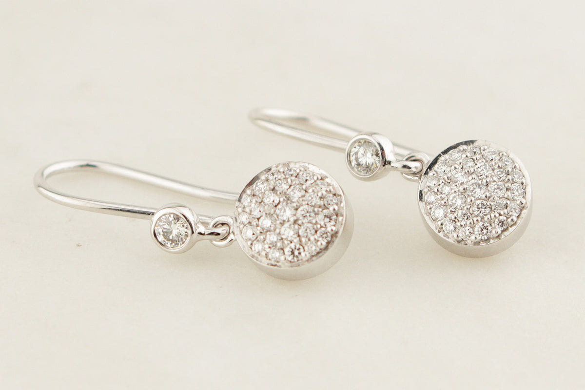 CONTEMPORARY DIAMOND CLUSTER EARRINGS 18ct GOLD