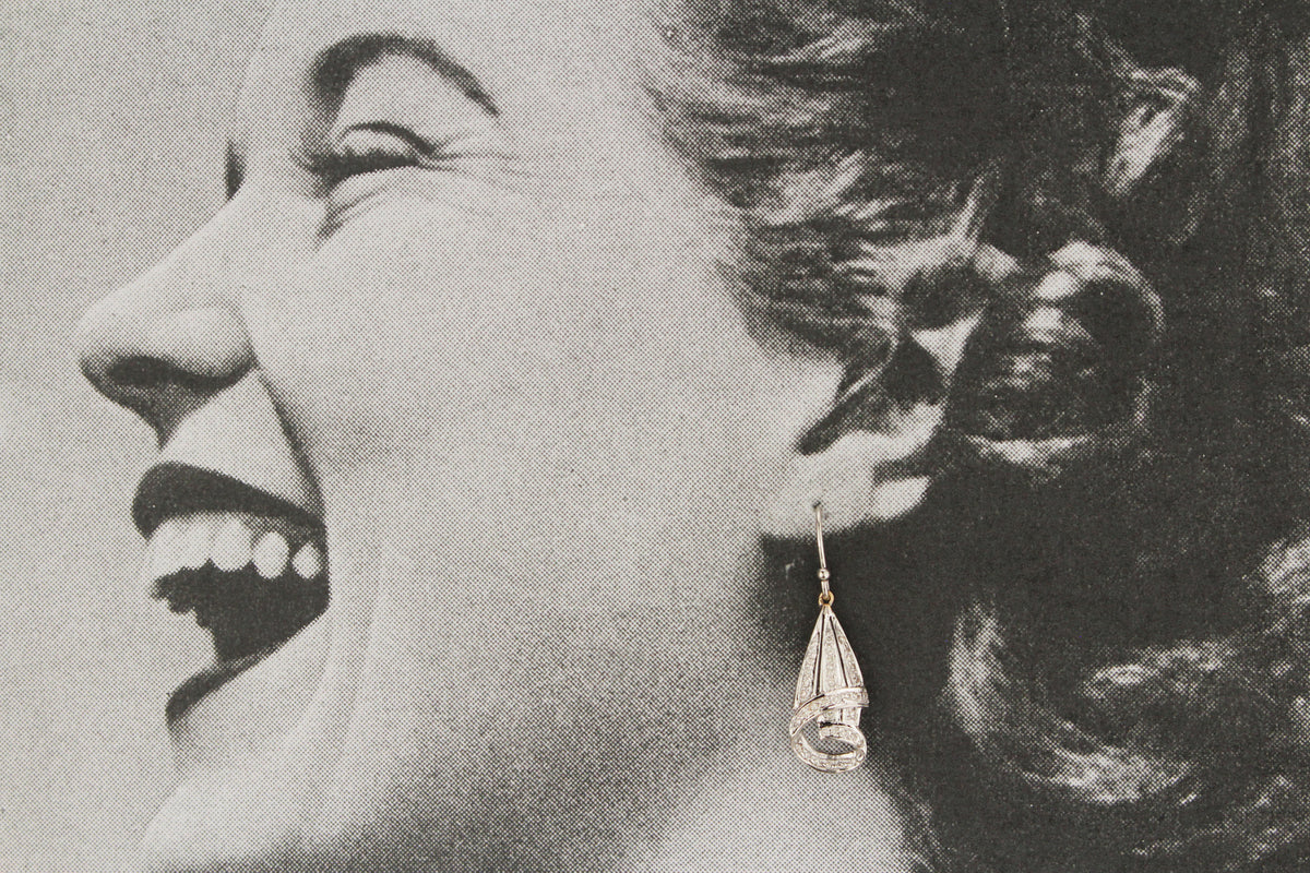 CONTEMPORARY DIAMOND EARRINGS 14ct WHITE GOLD