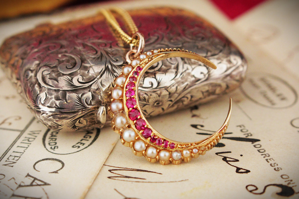 ANTIQUE EDWARDIAN RUBY &amp; SEED PEARL CRESCENT MOON PENDANT 15ct GOLD