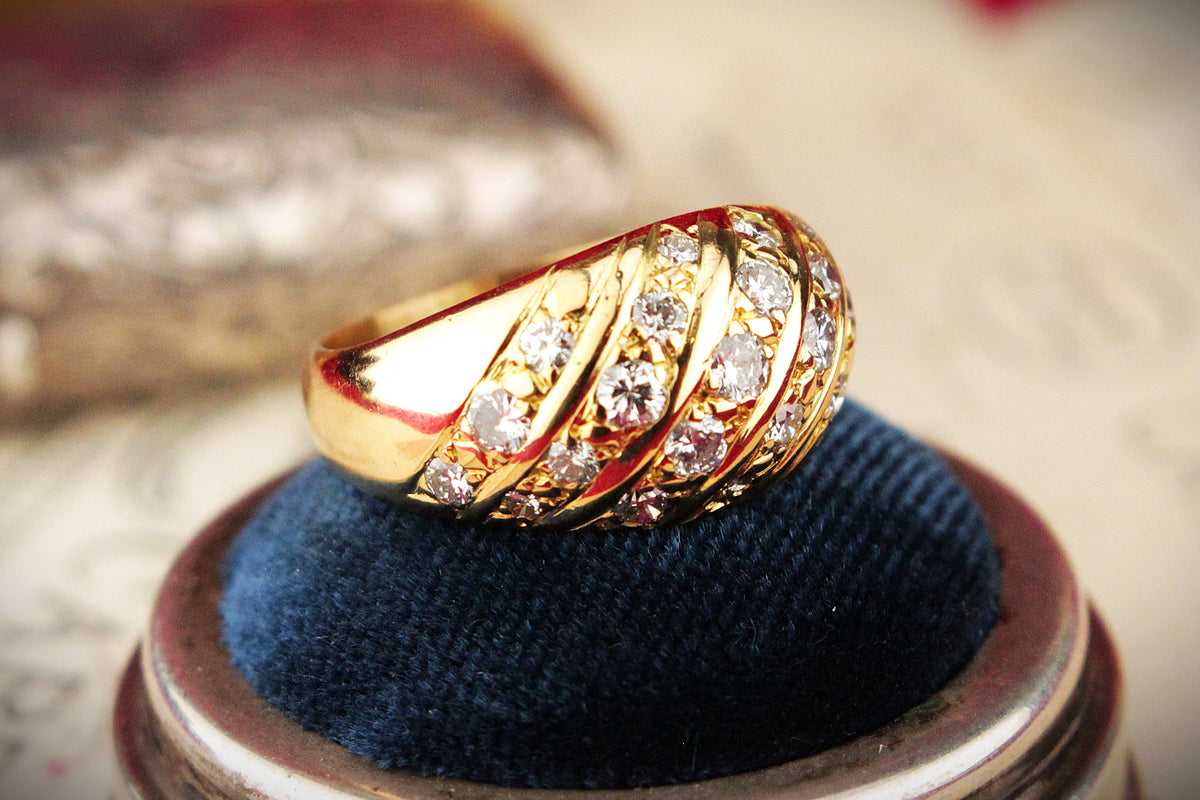 VINTAGE ESTATE 1.25ct DIAMOND BOMBE RING 18ct GOLD