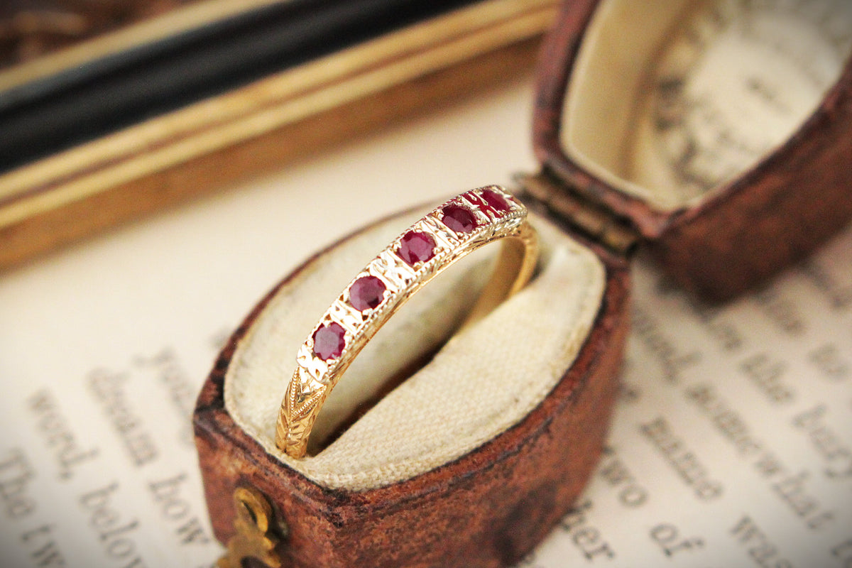 ANTIQUE c1920 FIVE STONE RUBY RING 9ct GOLD