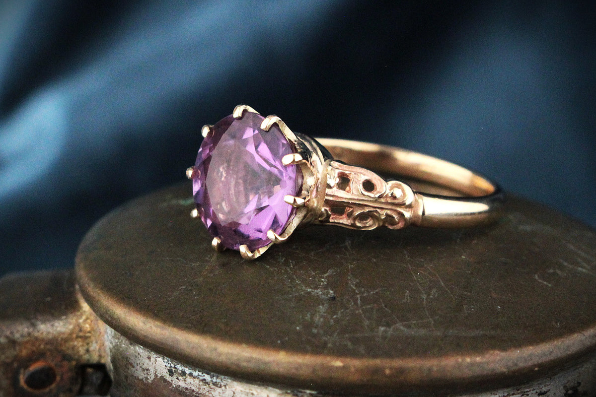 VINTAGE MID-CENTURY AMETHYST RING 9ct GOLD