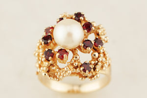 VINTAGE MID CENTURY c1960 PEARL & GARNET RING 9ct GOLD