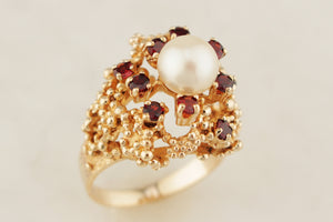 VINTAGE MID CENTURY c1960 PEARL & GARNET RING 9ct GOLD