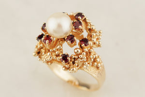 VINTAGE MID CENTURY c1960 PEARL & GARNET RING 9ct GOLD