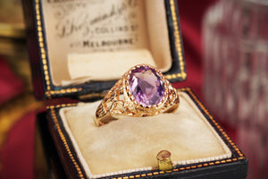 VINTAGE MID CENTURY 1974 AMETHYST COCKTAIL RING ON 9ct YELLOW GOLD