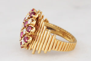 VINTAGE MID-CENTURY 1969 RUBY & DIAMOND RING 18ct GOLD