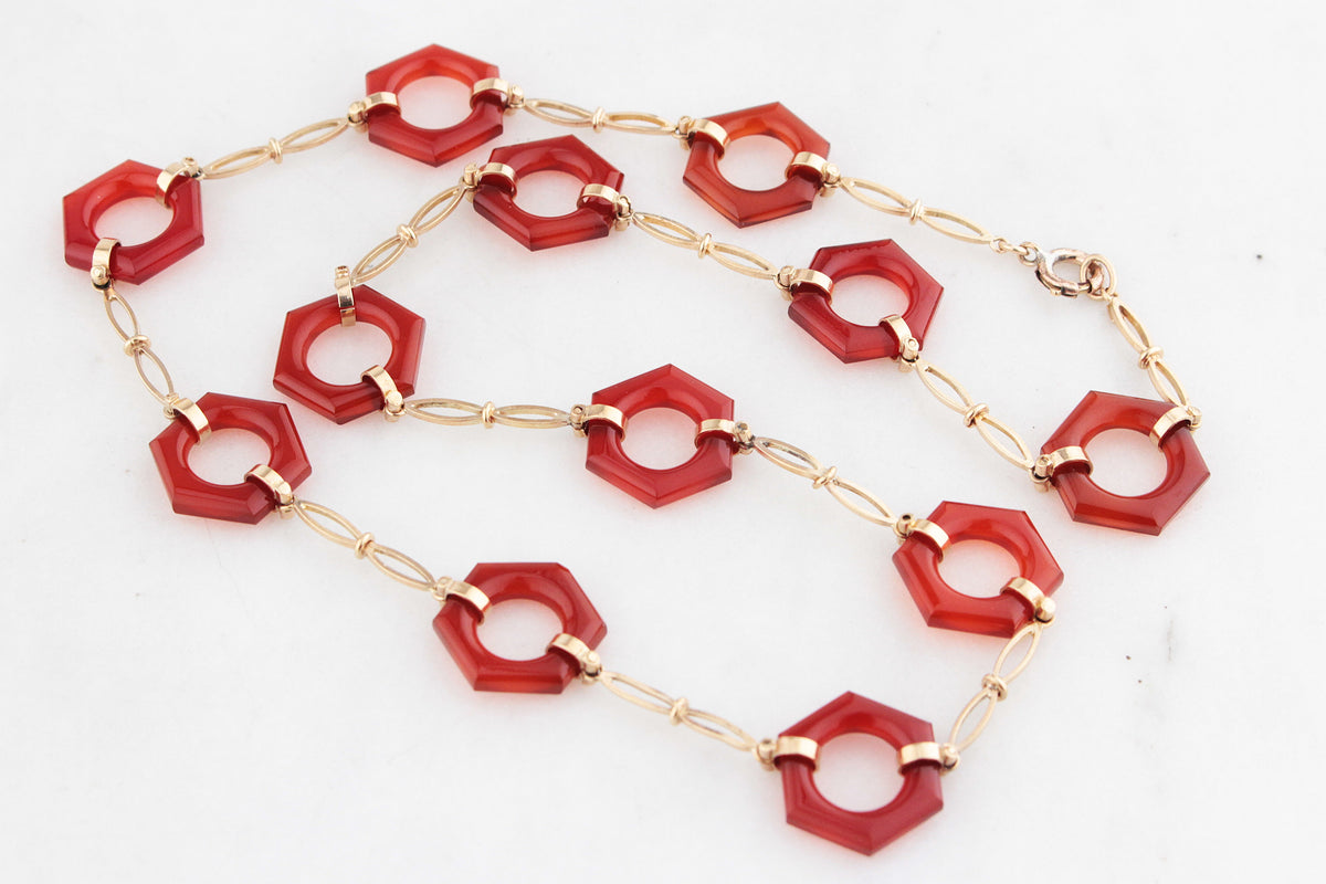 ANTIQUE ART DECO CARVED CARNELIAN NECKLACE 9ct GOLD