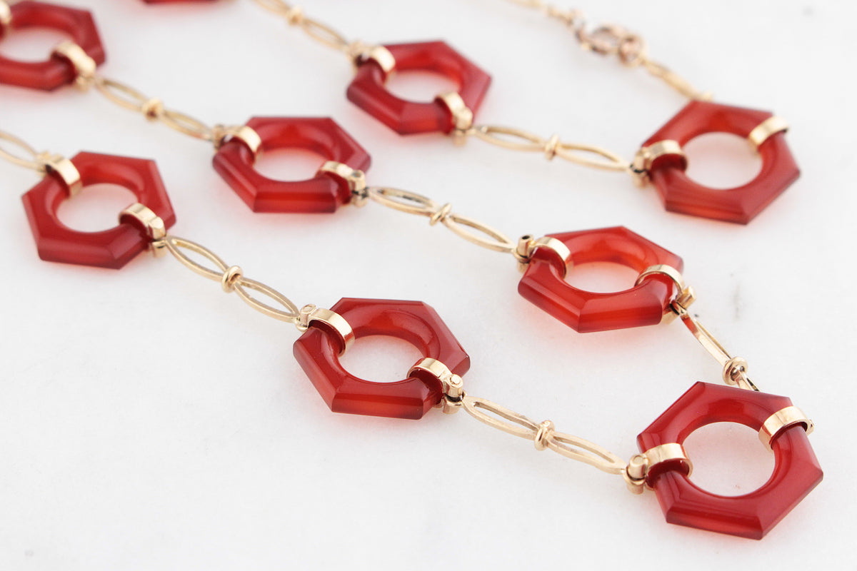 ANTIQUE ART DECO CARVED CARNELIAN NECKLACE 9ct GOLD