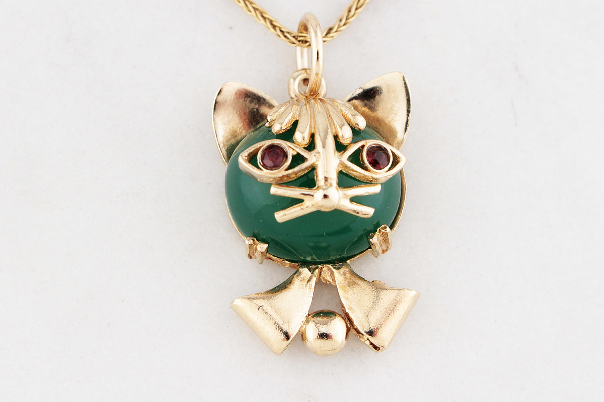RETRO 1970’s CHRYSOPRASE &amp; GARNET CAT PENDANT 9ct GOLD