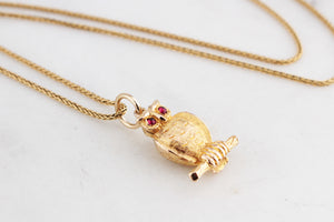 VINTAGE ETCHED GARNET OWL PENDANT 9ct GOLD