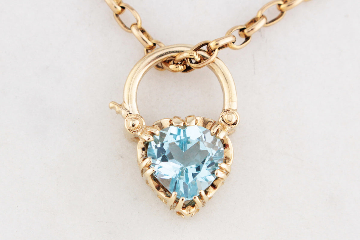 VINTAGE TOPAZ HEART PADLOCK PENDANT 9ct GOLD
