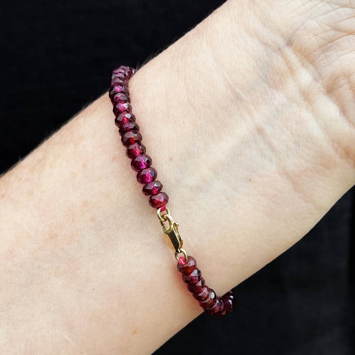 MODERN FACETED RUBY BRACELET 9ct GOLD