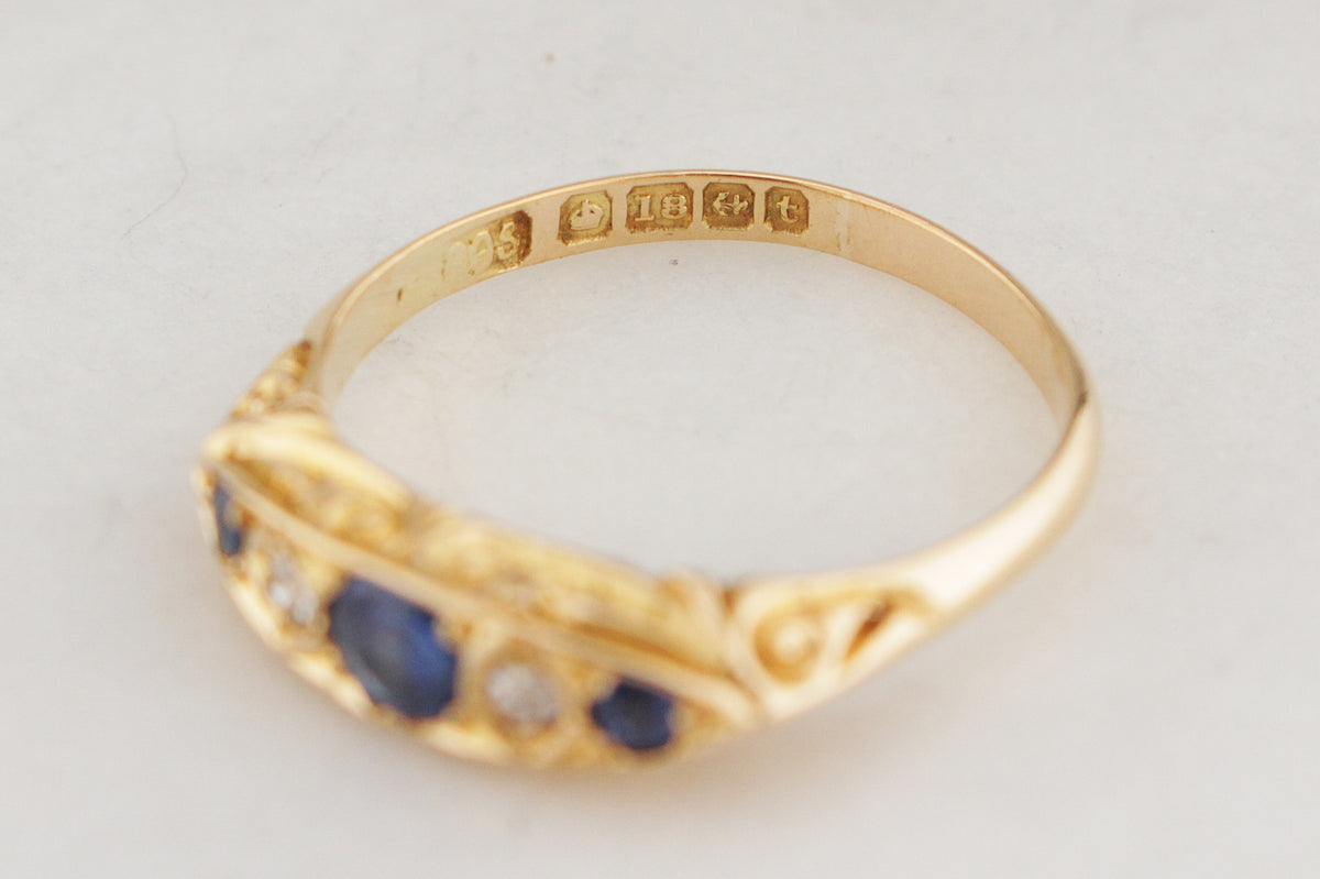 ANTIQUE 1918 SAPPHIRE &amp; DIAMOND RING 18ct GOLD