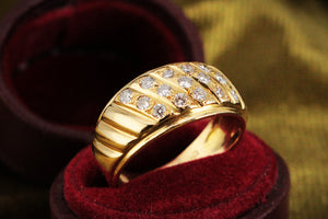 VINTAGE ITALIAN .45ct DIAMOND BAND 18ct GOLD
